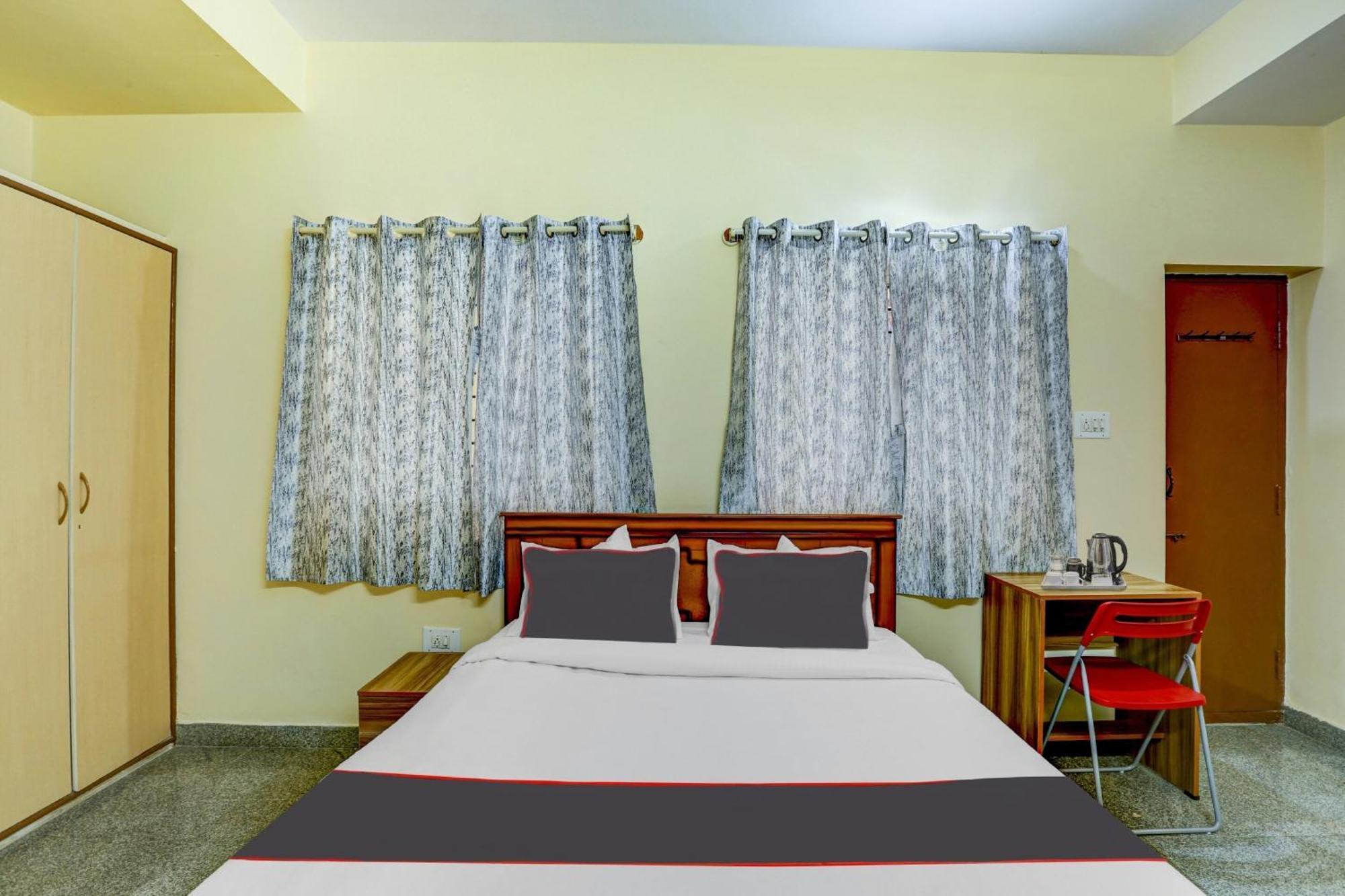 Collection O Relax Stay Apartments Бангалор Экстерьер фото